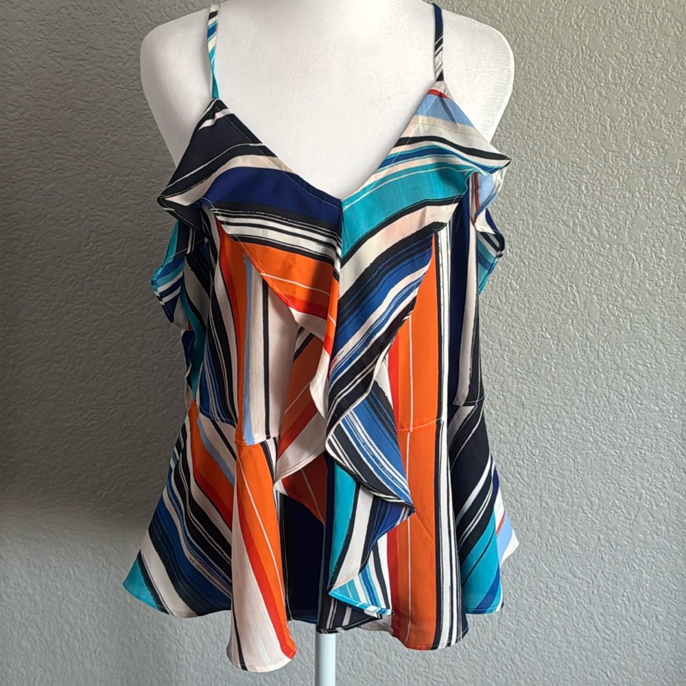 Top size Medium - Picture 2 of 3